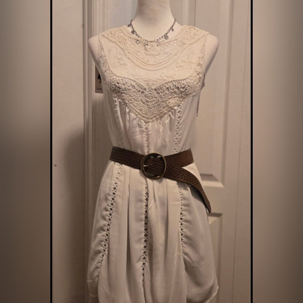 Elegant Cream Sleeveless Dress with Brown Belt